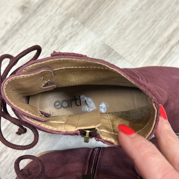 Earth Calia Wedge Bootie / Burgundy Suede Leather Ankle Boot / Women’s Size 8.5 - Picture 8 of 8